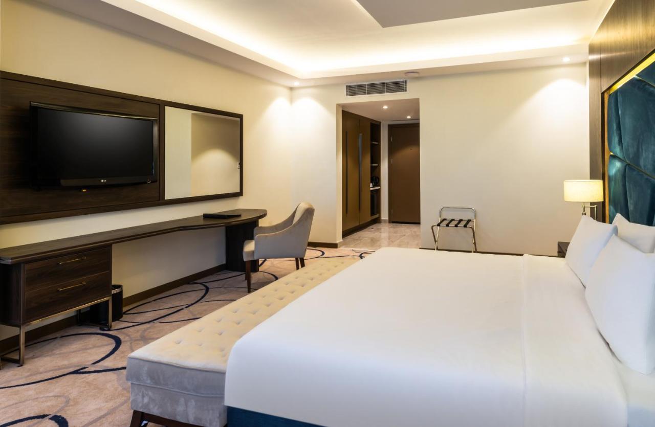 Warwick Riyadh Al Wezarat Exteriör bild