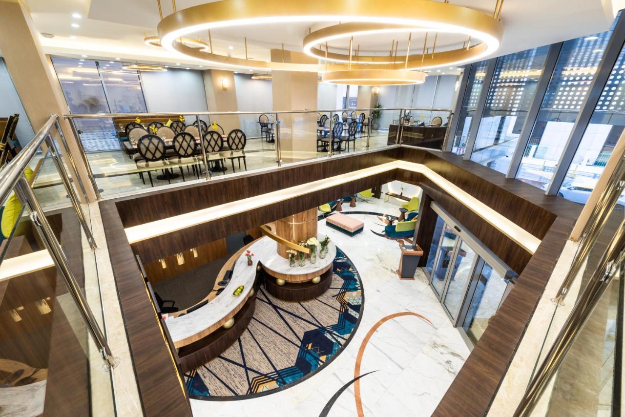 Warwick Riyadh Al Wezarat Exteriör bild